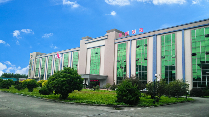 高低温试验箱瑞凯